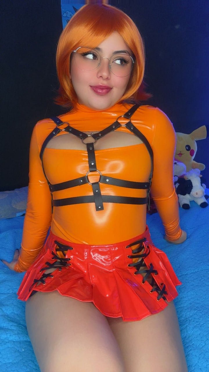 Mía Bloom - Telegram Camgirls